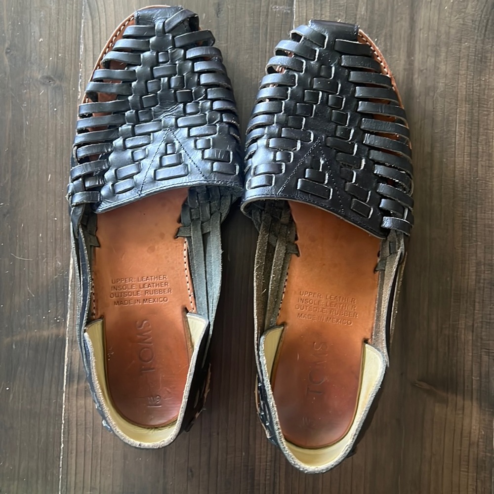 Toms Black Leather Sandals